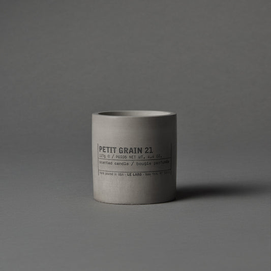 Le Labo Fragrances PETIT GRAIN 21 | medium concrete candle