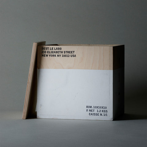 Le Labo Fragrances SANTAL 26 | large white concrete candle