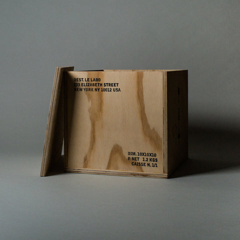 Le Labo Fragrances SANTAL 26 | large concrete candle