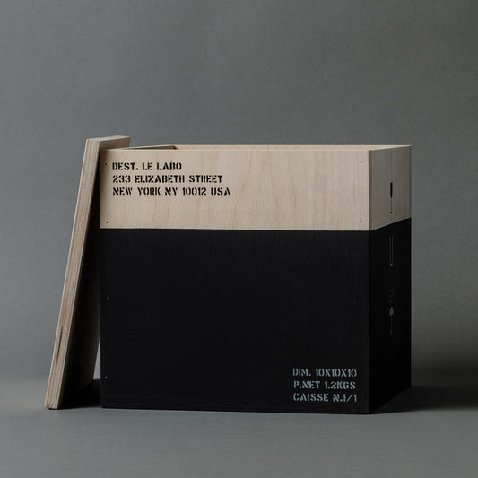 Le Labo Fragrances SANTAL 26 | large black concrete candle